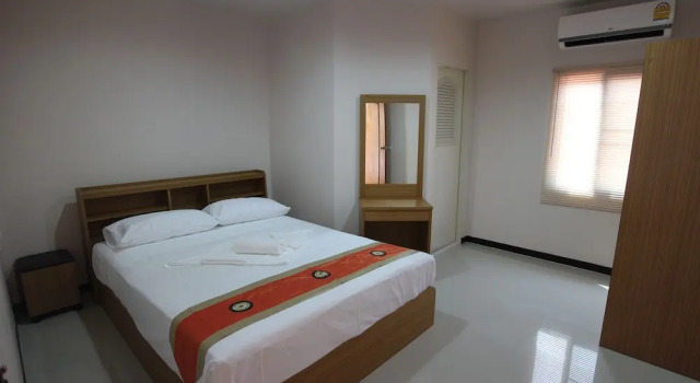 Номер Comfort B Place Guesthouse