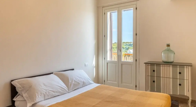 Casa Verga con Terrazza by Wonderful Italy, Забронировать Дом для отпуска Коттеджи Долины Ното, рядом с Города Валь-ди-Ното в стиле позднего барокко, Коттедж