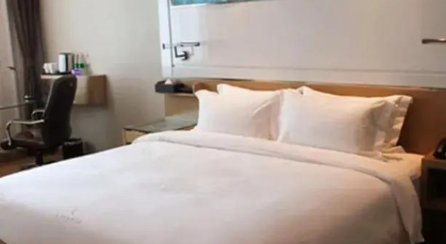Lavande Hotel Guangzhou Shi Pai Qiao Metro Station, Забронировать Отель Бизнес-отели Гуанчжоу, рядом с Mall of the World, 4* 5*