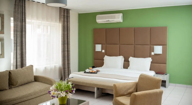 Полулюкс Курортный отель Le Grand Mellis Hôtel & Spa
