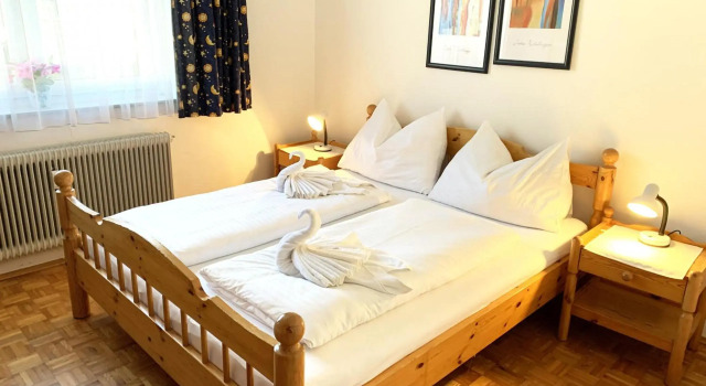 Mountain View 1-Bedroom Apartment-Top 1