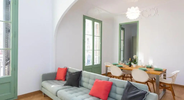 Апартаменты Modernist Family Apartment by PriorityVillas