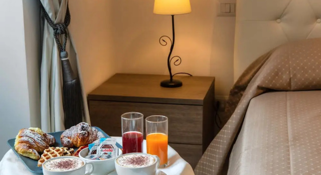 Номер Comfort Rome Central Rooms