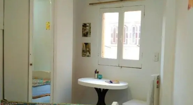 Lovely double room with AC in Downtown