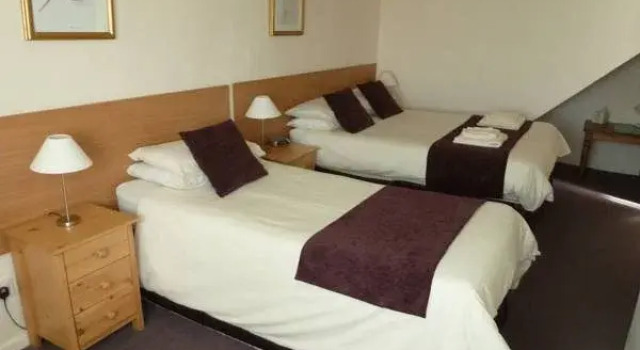 The Winsford Lodge, Book Hotel Hoteller i North Wales med parkering, Parkering