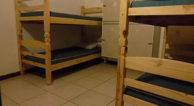 Кровать в общем номере (женский номер) Albergue Rio Vermelho