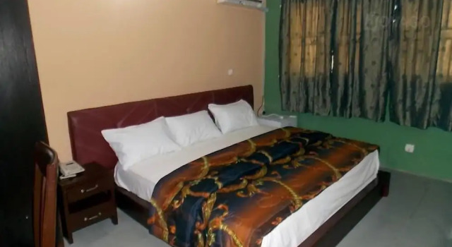 Номер Standard SureRest Hotel & Suites