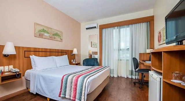 Двухместный номер Standard Hotel Golden Park Uberlandia By Nacional Inn