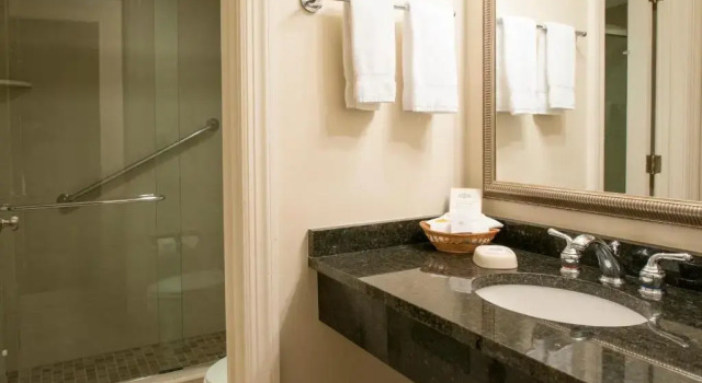 Двухместный номер Standard Kings Courtyard Inn
