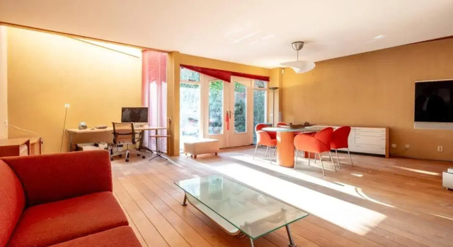 Eco Stay Almere, Забронировать Отель Алмере 