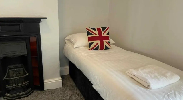 Апартаменты The North Wales Gathering - Hot Tub Sleeps Up 16