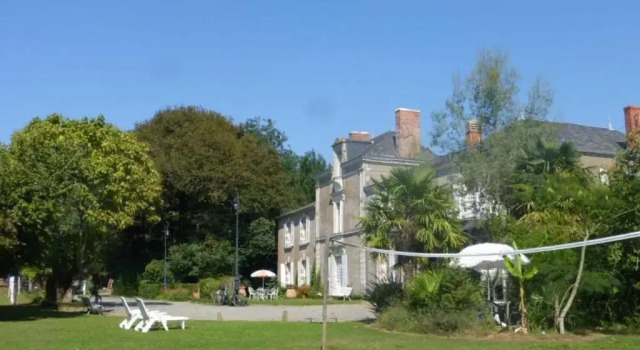 Gîte Le Champ-Saint-Père, 4 pièces, 10 personnes - FR-1-426-238, Réserver Hôtel Le Champ-Saint-Père Vendée