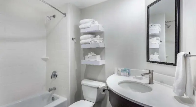 Двухместная студия Hampton Inn Milwaukee Airport