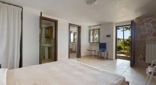 Villa Cri, Book Villa Hotels in Fasano Area with a Pool, Swimming Pool