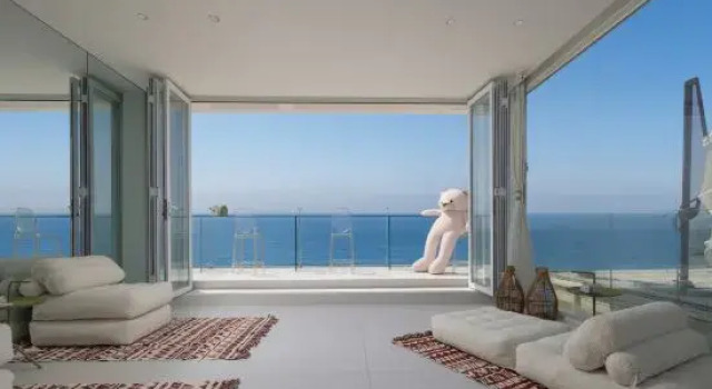 Кровать в общем номере (мужской номер) Sanya Summer Youyou Summer Chang·Designer Whole Seaview Art Su (Tianya Haijiao Branch)