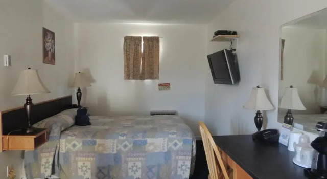 Номер Standard 100 Mile Motel & RV Park