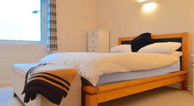 2 Bedroom Canal Apartment Close to Shoreditch, Varaa Huoneisto Asunnot kohteessa Merseyside, Huoneisto