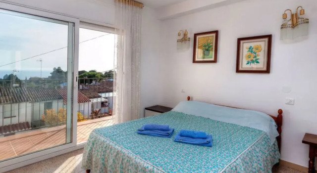 House Aria Floridia, Забронировать Отель Отели Тосса-де-Мар 3 звезды, рядом с Cala Llevadó, 3*