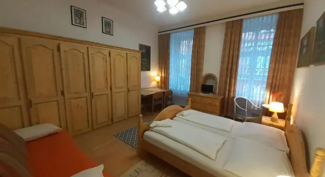 Camera tripla Standard HappyHostel