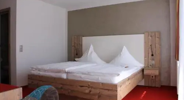 Hotel Salinensee, Reserva ahora Hotel Hoteles en Selva Negra con piscina, Piscina