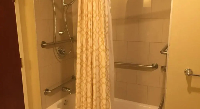 Двухместный номер Deluxe Omni Severin Hotel