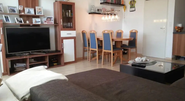 Private Apartment Max-Planck-Straße, Varaa Huoneisto Laatzen Hannover
