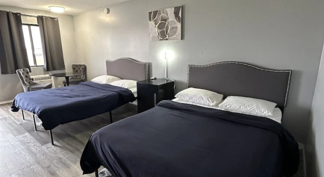 Номер Deluxe Paxton Inn Motel