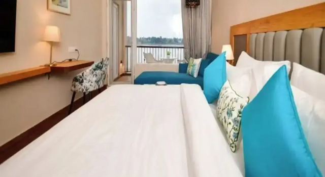 Номер Deluxe с балконом Hotel Aviral Ganga