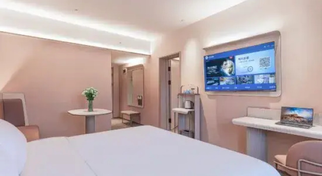 Люкс HanTing Hotel (Kunming North Bus Station Metro Station)