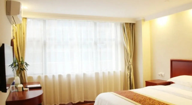GreenTree Inn Yancheng Dongtai Anfeng Town Ankang Road Shell Hotel