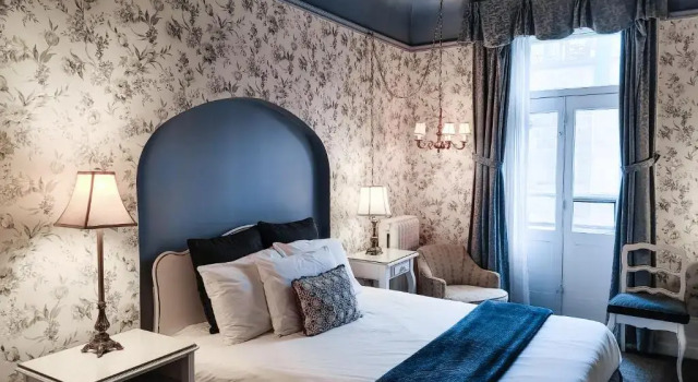 Двухместный номер Standard с балконом Le Chateau de Pierre
