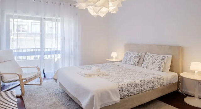 Апартаменты Music House 3 bedroom Apt w garage