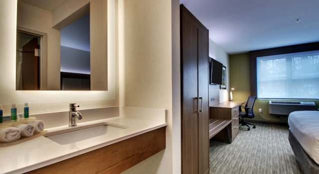 Номер Standard Holiday Inn Express Durham-UNH by IHG