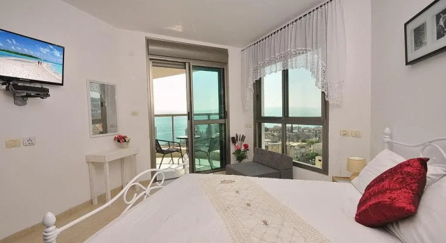 Club Hotel Tiberias, Забронировать Отель Отели Тверия 3 звезды, 3*