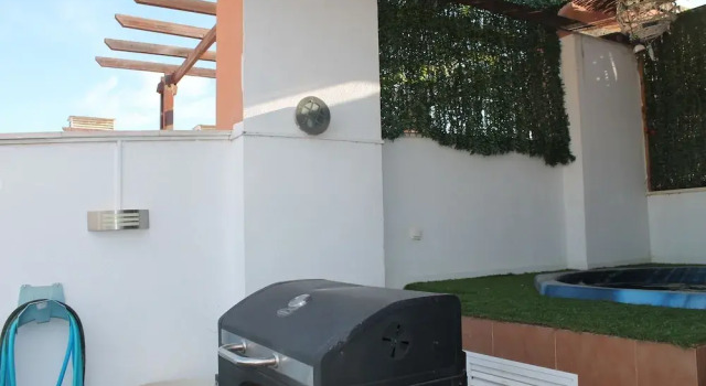 Номер Standard Urbanización Laguna Beach