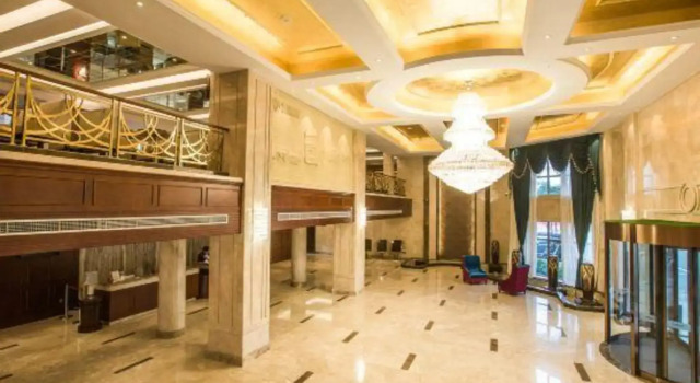 Xiangyang Dongfeng Hotel