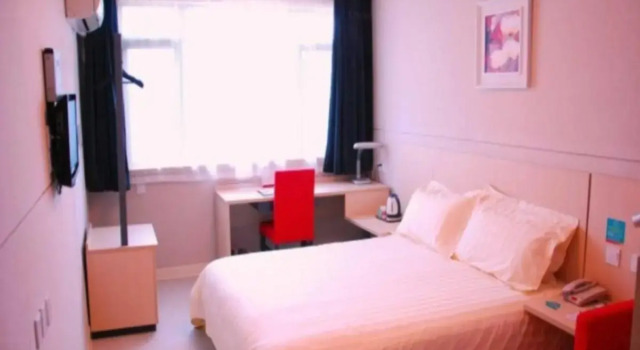 Двухместный номер Standard Holiday Inn Express Suzhou Shantang Street