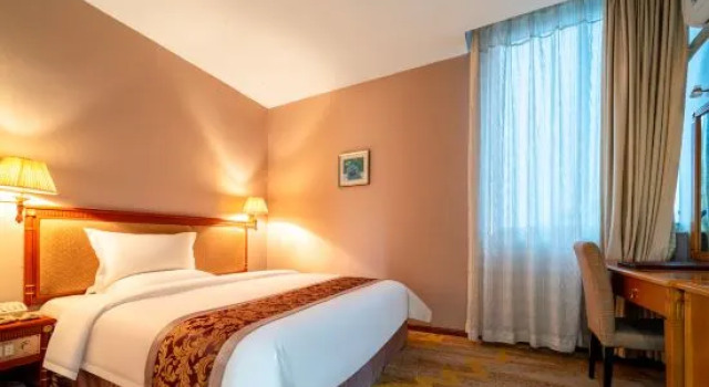 Люкс Deluxe Tian Yue Business Hotel