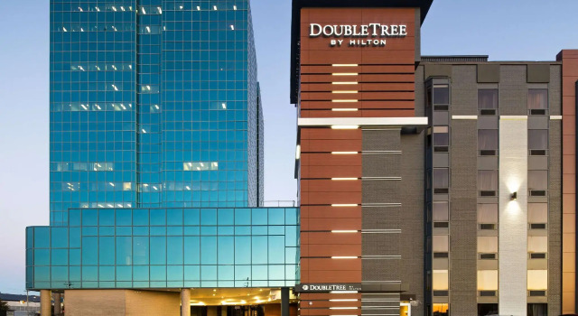 DoubleTree by Hilton Halifax Dartmouth, Rezervovat Hotel Hotely v Nové Skotsko s bazénem, Bazén