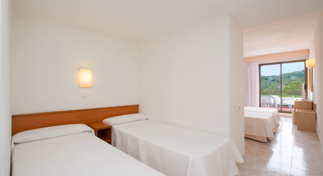 Hotel Galeon, Book Hotel Hotels in Ibiza with a Pool, Swimming Pool