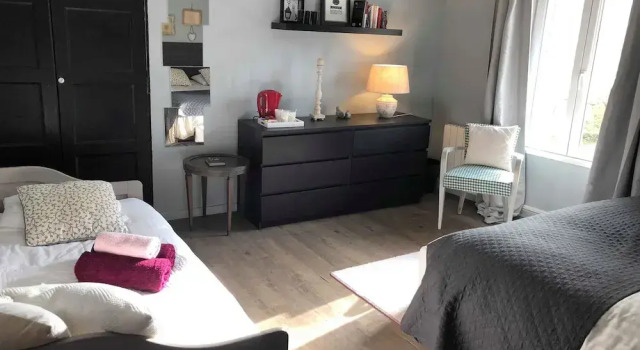 B&B Les Cerisiers, Забронировать Отель «постель и завтрак» Участки высадки Нормандии Нижняя Нормандия