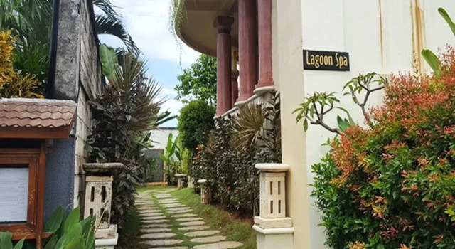 Villa Seminyak Estate & Spa, Rezerwuj Ośrodek wypoczynkowy Hotele w Badung z parkingiem, Parking