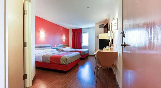 Номер Deluxe Motel 6 Mississauga, ON - Toronto