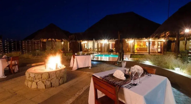 BotseBotse Luxury Retreat, Prenota Hotel Rooiberg Limpopo
