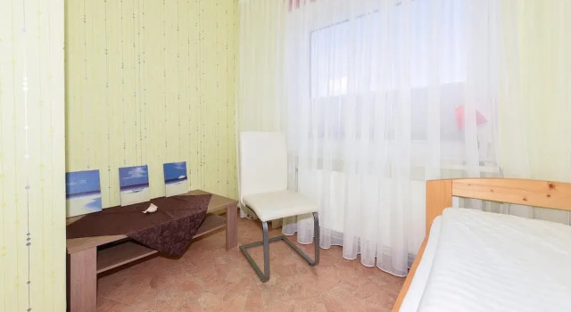 Ferienwohnung fur bis zu 3 Personen in Bensersiel, Забронировать Апартаменты/квартира Бензерзиль East Frisia