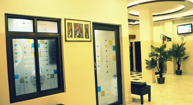 Garden View Hotel, Забронировать Отель Султанпур штат Уттар-Прадеш, рядом с Железнодорожная станция Султанпур