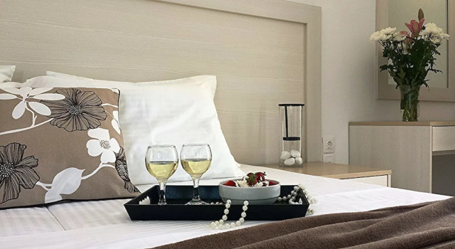 Студия Standard Crown Apartments