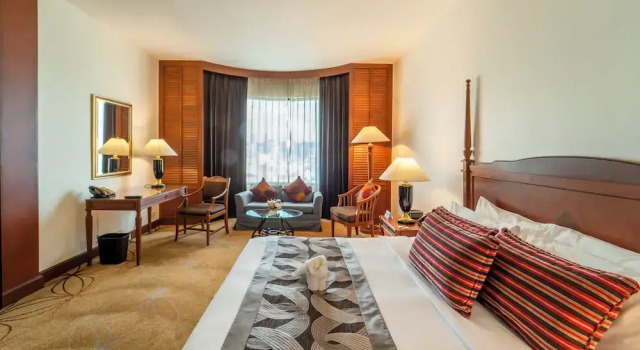 Люкс Executive 2 Bedrooms Family Century Park Hotel