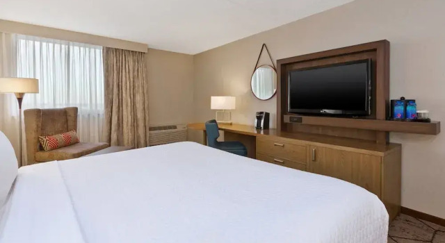 Двухместный номер Premium Crowne Plaza Columbus North - Worthington by IHG