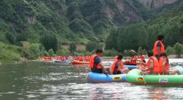 Xuri Farmhouse, Book Hotel Chengde Hebei